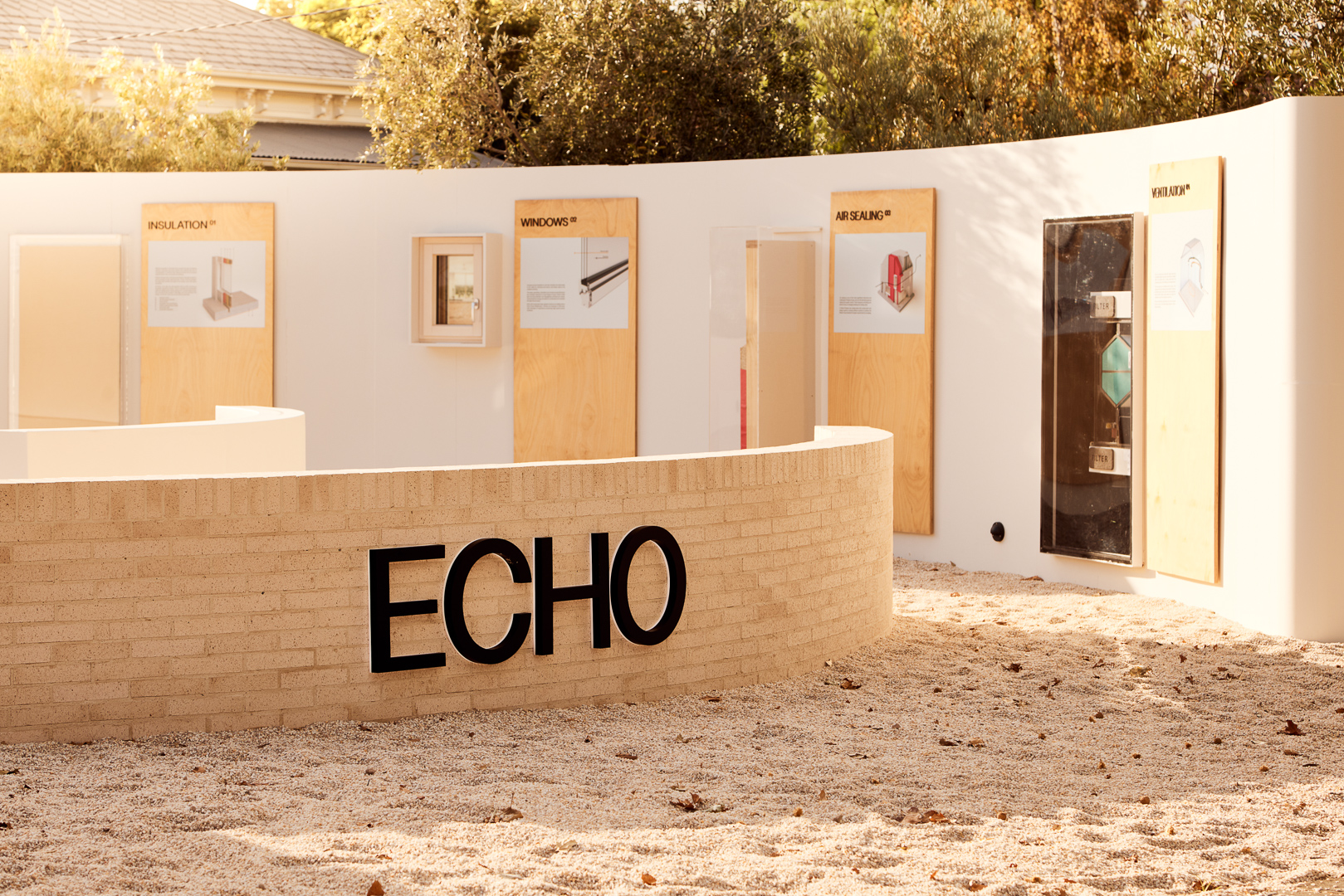 Echo.1 Hawthorn Display Suite